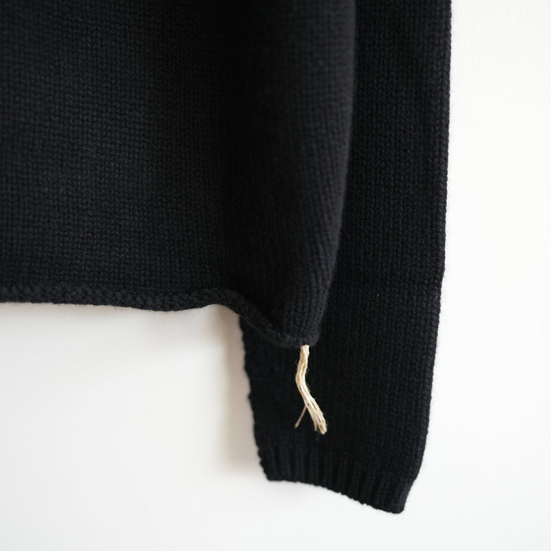 MAATEE&SONS CASHMERE POCKET CREW NECK SWEATER