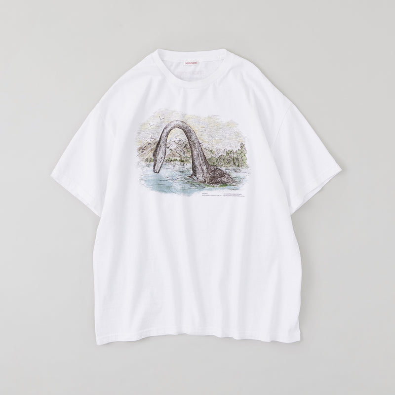 NICENESS UMA PRINT TEE "U.BERNARD" NESSIE