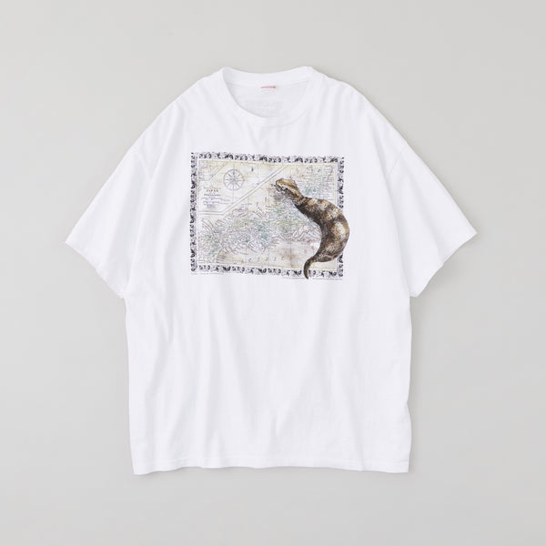 NICENESS UMA PRINT TEE "U.BERNARD" TSUCHINOKO