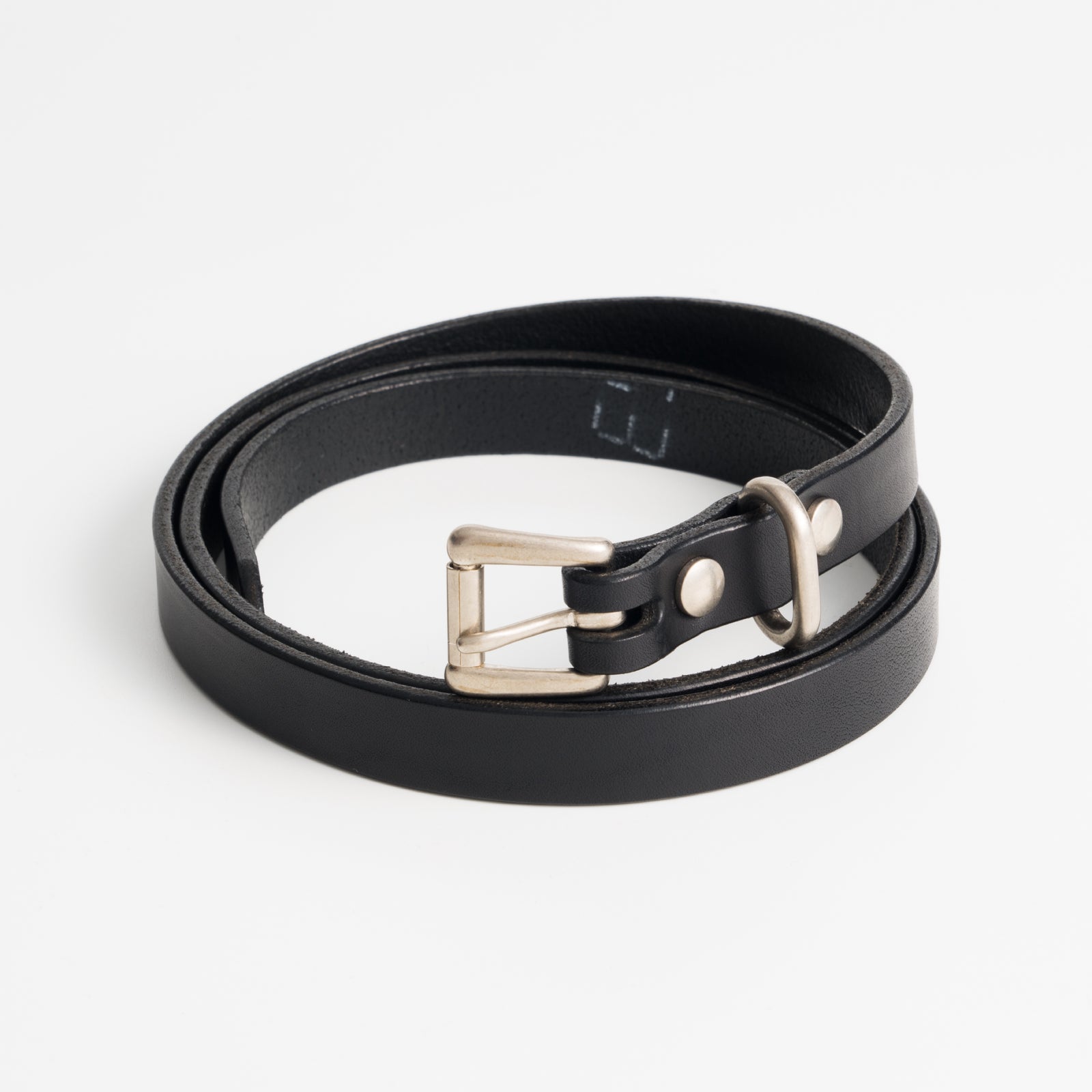 YOKO SAKAMOTO LEATHER STANDARD BELT SLIM – RASSEMBLE