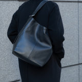 【受注生産】VIEW OF HER FLIGHT SHOULDER